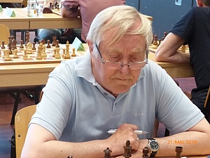 P1300830-001.JPG