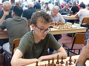 P1300837-001.JPG
